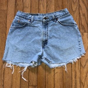Vintage Levi’s cutoff shorts